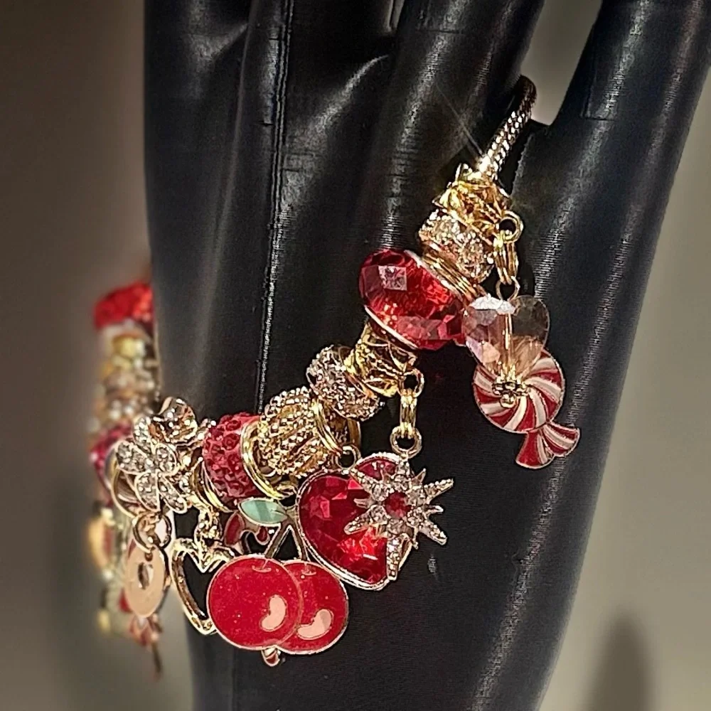Charming Red and Gold Christmas Heart Bracelet